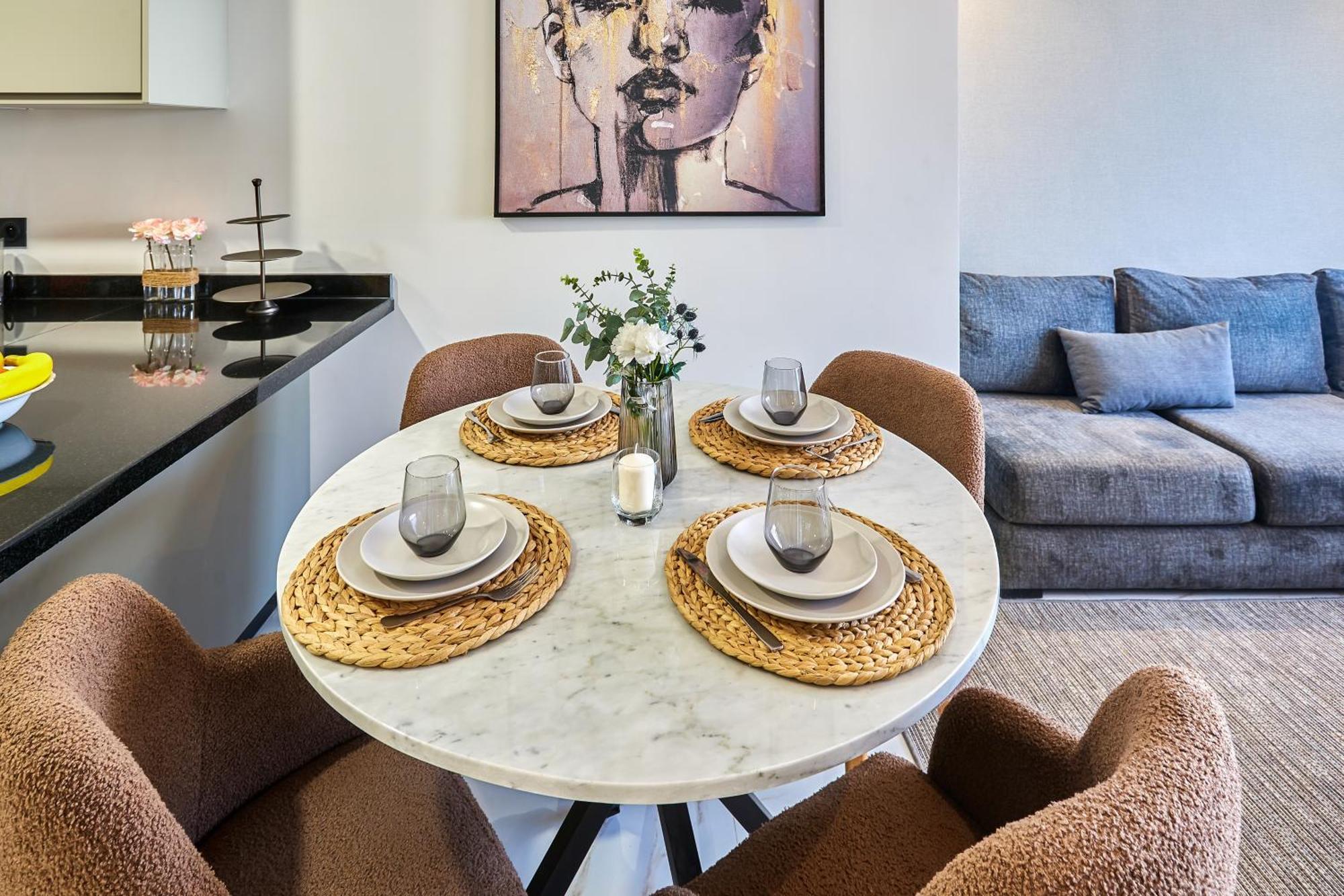 Апартаменти Sleek And Modern 2-Bed Unit In Downtown Casa Касабланка Екстер'єр фото