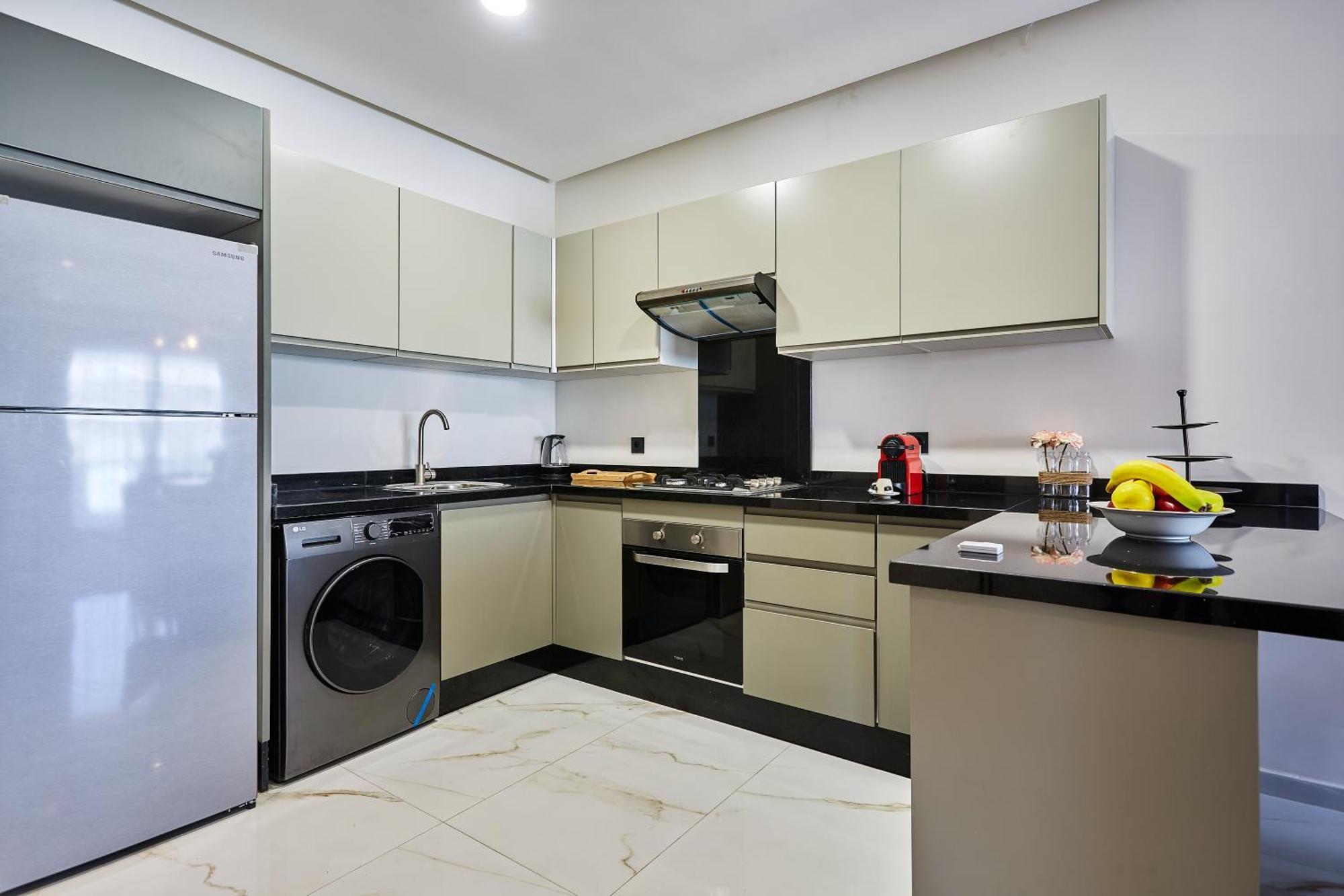 Апартаменти Sleek And Modern 2-Bed Unit In Downtown Casa Касабланка Екстер'єр фото