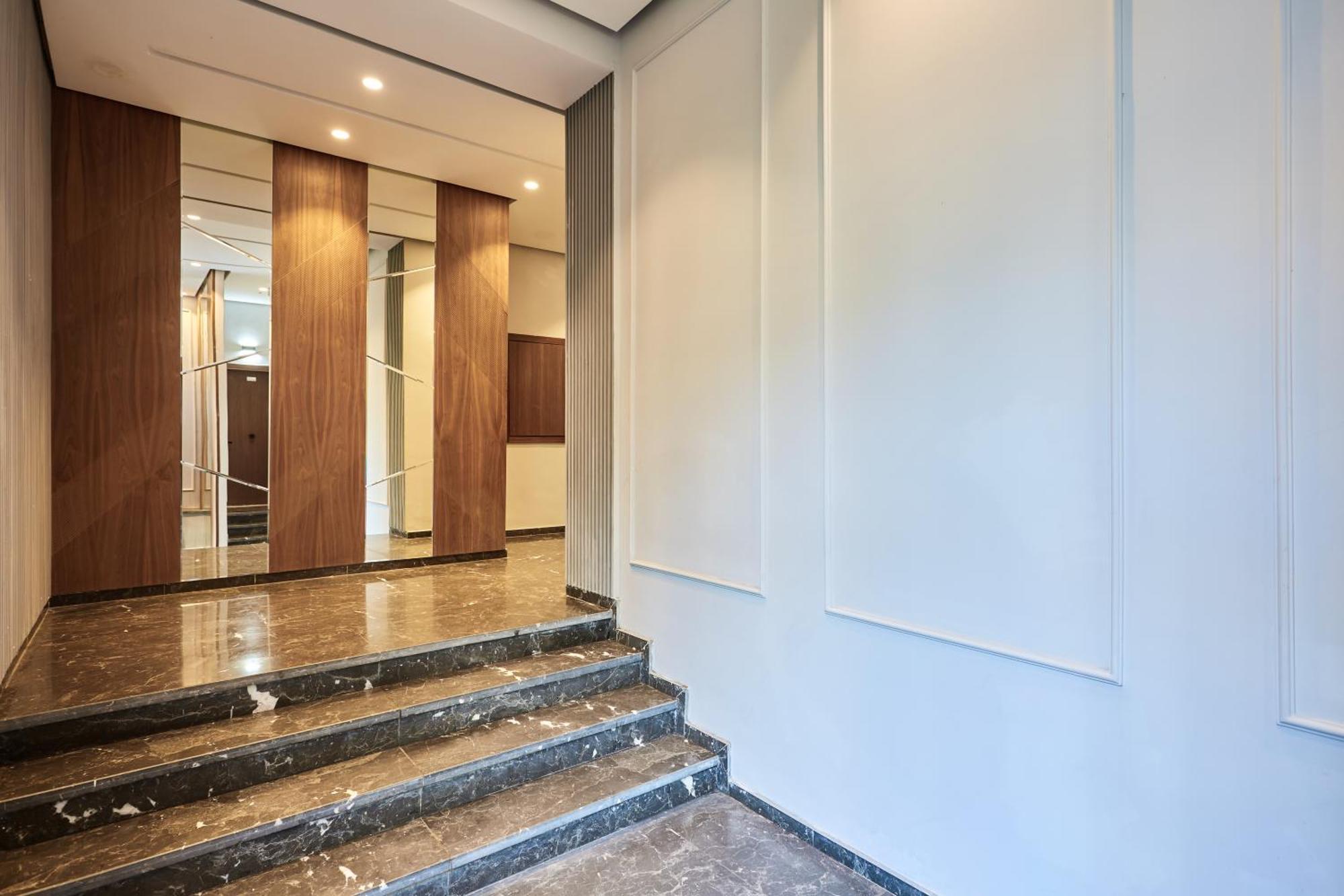Апартаменти Sleek And Modern 2-Bed Unit In Downtown Casa Касабланка Екстер'єр фото